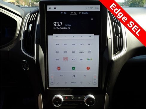 Used 2024 Ford Edge SEL image 31