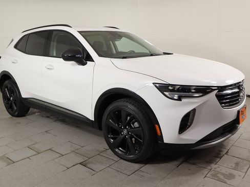 Used 2023 Buick Envision Preferred image 3