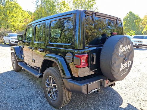 New 2026 Jeep Wrangler Sahara image 3