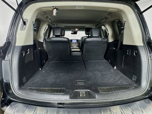 Used 2017 INFINITI QX80 2WD w/ Driver Assistance Package image 32