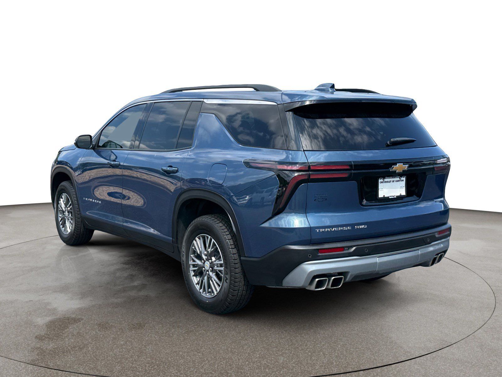 Used 2026 Chevrolet Traverse LT AWD/4WD image 7