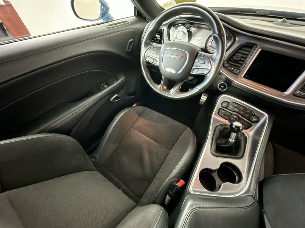 Used 2022 Dodge Challenger R/T w/ T/A Package RWD image 9