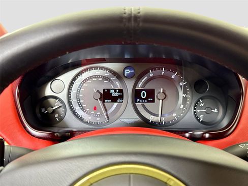 Used 2019 Aston Martin Vanquish Zagato RWD image 17