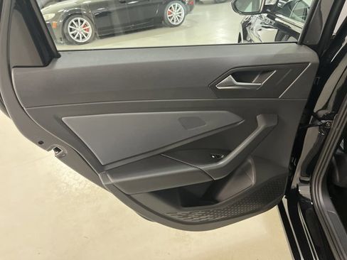 New 2026 Volkswagen Jetta SE FWD image 23
