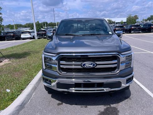 Used 2025 Ford F150 Lariat w/ Equipment Group 502A High AWD/4WD image 8