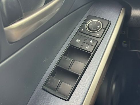 Used 2020 Lexus IS 300 F Sport image 30