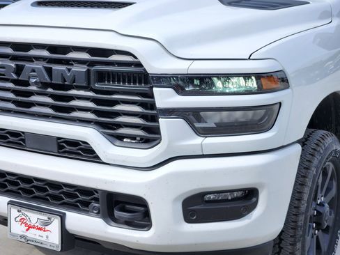 New 2026 RAM 2500 Tradesman AWD/4WD image 9