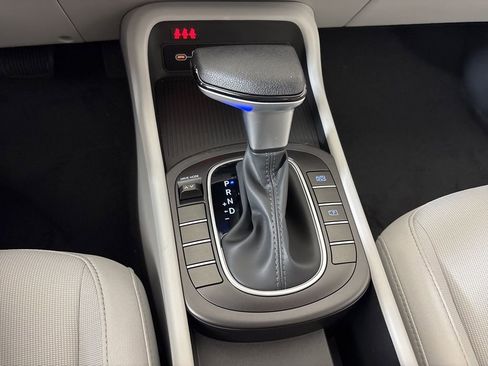 New 2026 Hyundai Kona SE image 32