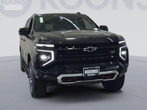 New 2026 Chevrolet Suburban Z71 w/ Z71 Off-Road Package AWD/4WD image 4