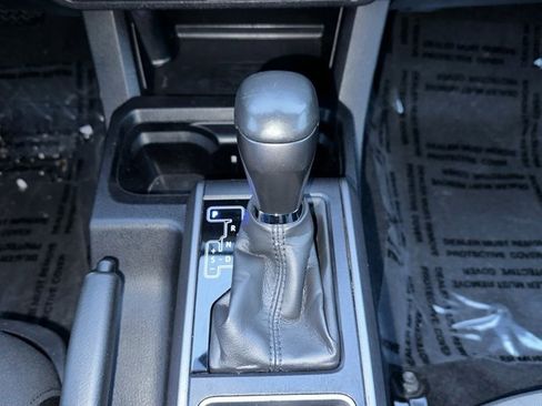 Used 2023 Toyota Tacoma 4x4 Double Cab image 29