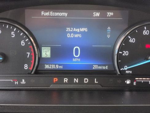 Used 2023 Ford Explorer XLT w/ Equipment Group 202A RWD image 31