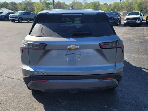 Used 2026 Chevrolet Equinox LT FWD image 10