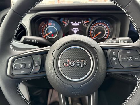 New 2025 Jeep Wrangler Unlimited Sport AWD/4WD image 24