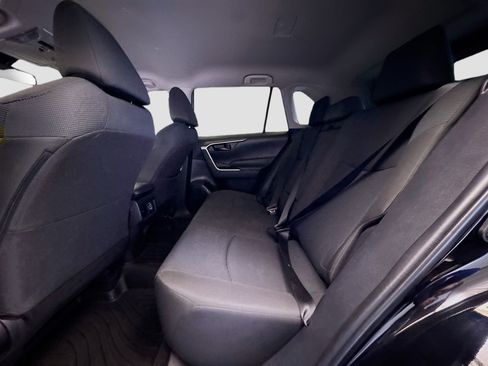 Used 2023 Toyota RAV4 LE AWD/4WD image 15