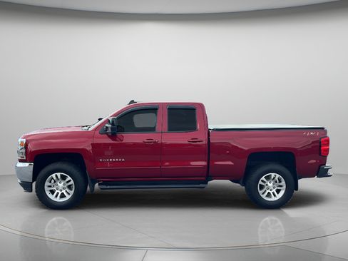 Used 2018 Chevrolet Silverado 1500 LT w/ All Star Edition AWD/4WD image 8