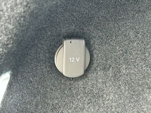 Used 2025 Audi Q5 Premium w/ Convenience Package image 55