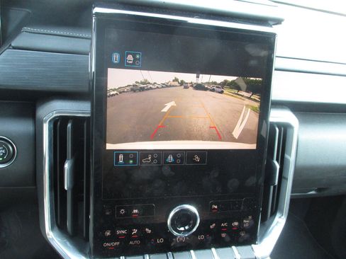 Used 2025 GMC Acadia Elevation image 20