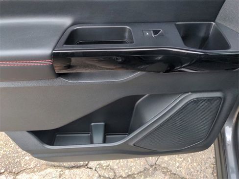 Certified 2022 Ford Explorer ST-Line image 37