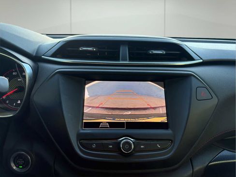 Used 2022 Chevrolet TrailBlazer RS image 30