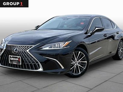 Certified 2023 Lexus ES 350 w/ Premium Package