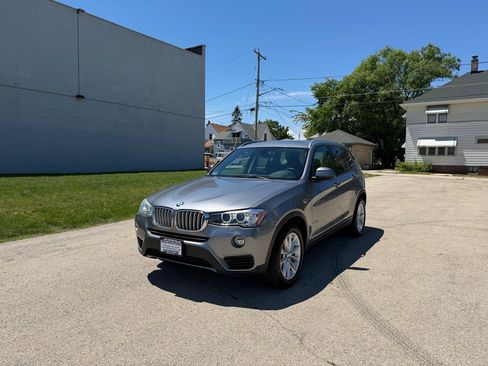 Used 2016 BMW X3 xDrive28i AWD/4WD image 3