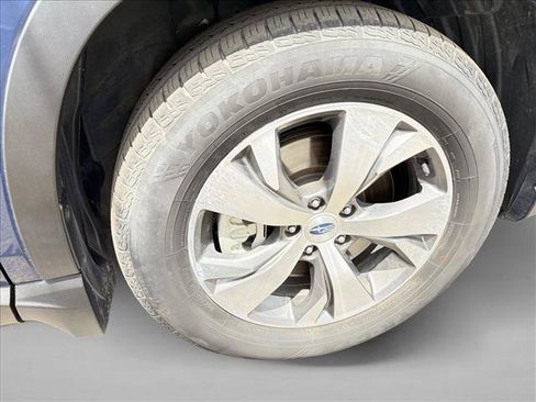 Used 2021 Subaru Ascent Premium w/ Convenience Package AWD/4WD image 17