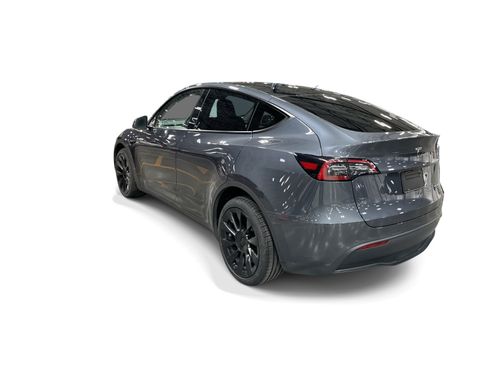 Certified 2023 Tesla Model Y Long Range AWD/4WD image 4
