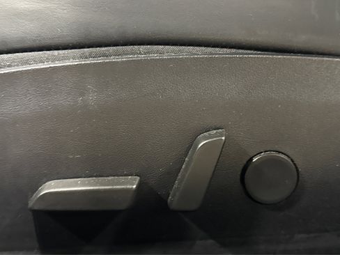 Used 2019 Tesla Model 3 Performance AWD/4WD image 18