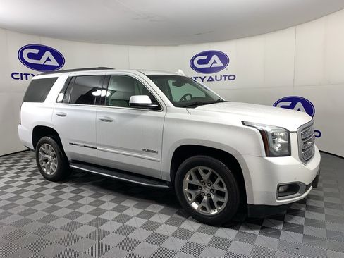 Used 2018 GMC Yukon SLT image 1