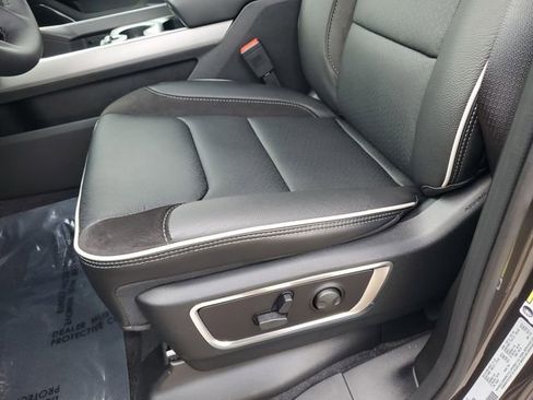 New 2026 RAM 1500 Laramie w/ Laramie Preferred Package image 24