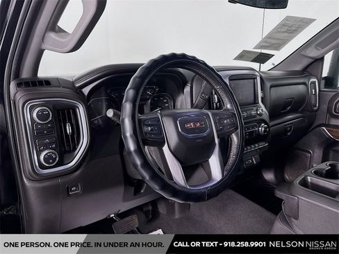 Used 2022 GMC Sierra 2500 SLE w/ Gooseneck/5TH Wheel Package image 9