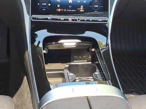 Used 2026 Mercedes-Benz C 300 Sedan image 23