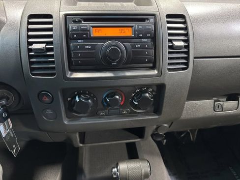 Used 2008 Nissan Frontier SE w/ Power Pkg image 14