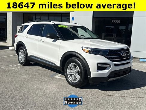 Used 2024 Ford Explorer XLT w/ Equipment Group 202A image 4