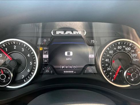 Used 2023 RAM 1500 Big Horn AWD/4WD image 17