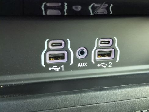 Used 2026 RAM 2500 Laramie image 32