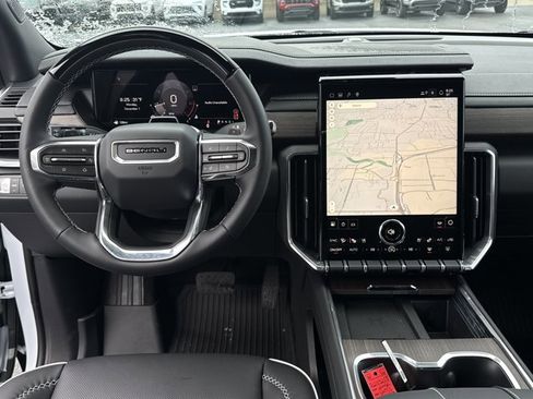 New 2026 GMC Acadia Denali w/ Super Cruise Package image 8