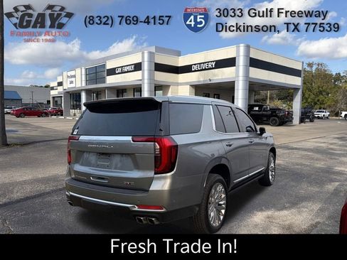 Used 2025 GMC Yukon Denali w/ Sun & Power Step Package image 8
