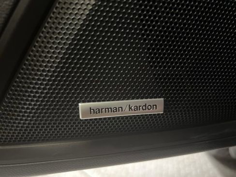 Used 2025 Subaru Outback Touring XT w/ Popular Package #2 image 37