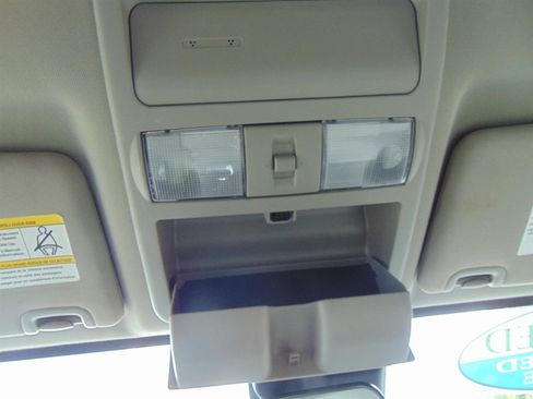 Used 2022 Nissan Frontier SV image 19