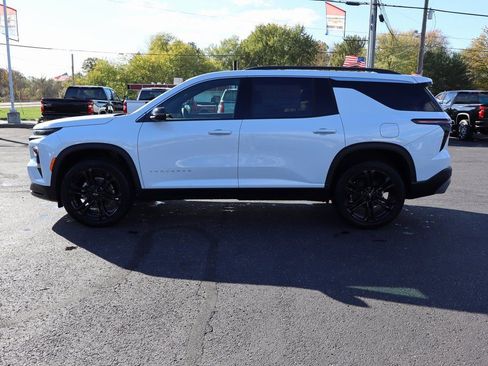 New 2026 Chevrolet Traverse LT w/ Driver Confidence Package FWD image 30