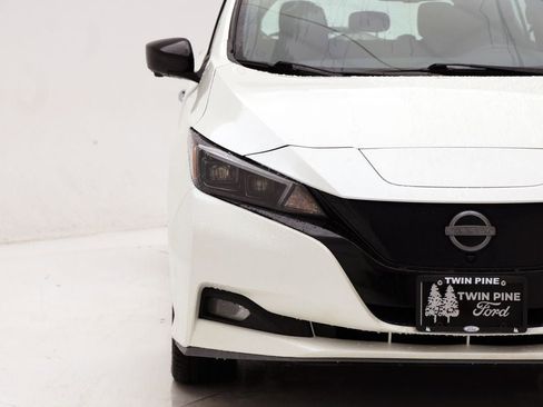 Used 2023 Nissan Leaf SV Plus image 5