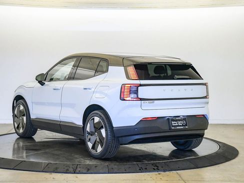 New 2026 Volvo EX30 Plus w/ Climate Package RWD image 2