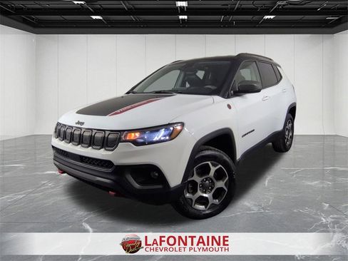 Used 2022 Jeep Compass Trailhawk w/ Trailer Tow Group image 1