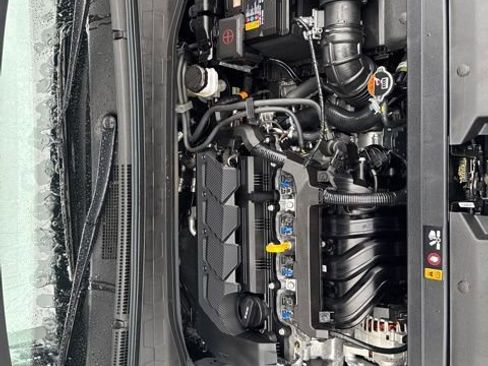 Used 2026 Hyundai Venue SEL image 49