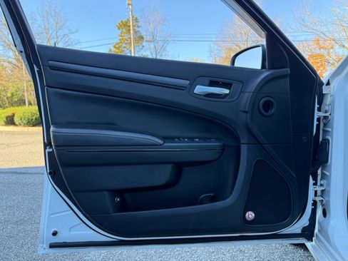 Used 2015 Chrysler 300 S image 14