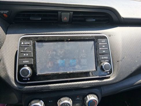 Used 2021 Nissan Kicks S FWD image 7