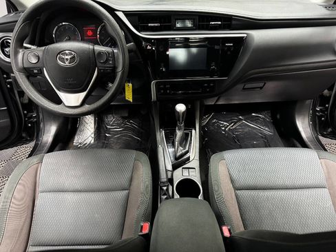 Used 2017 Toyota Corolla LE image 37