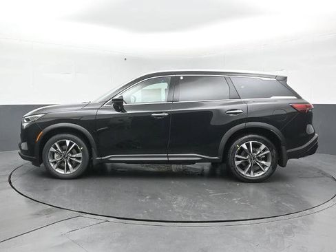 Certified 2025 INFINITI QX60 Luxe image 8