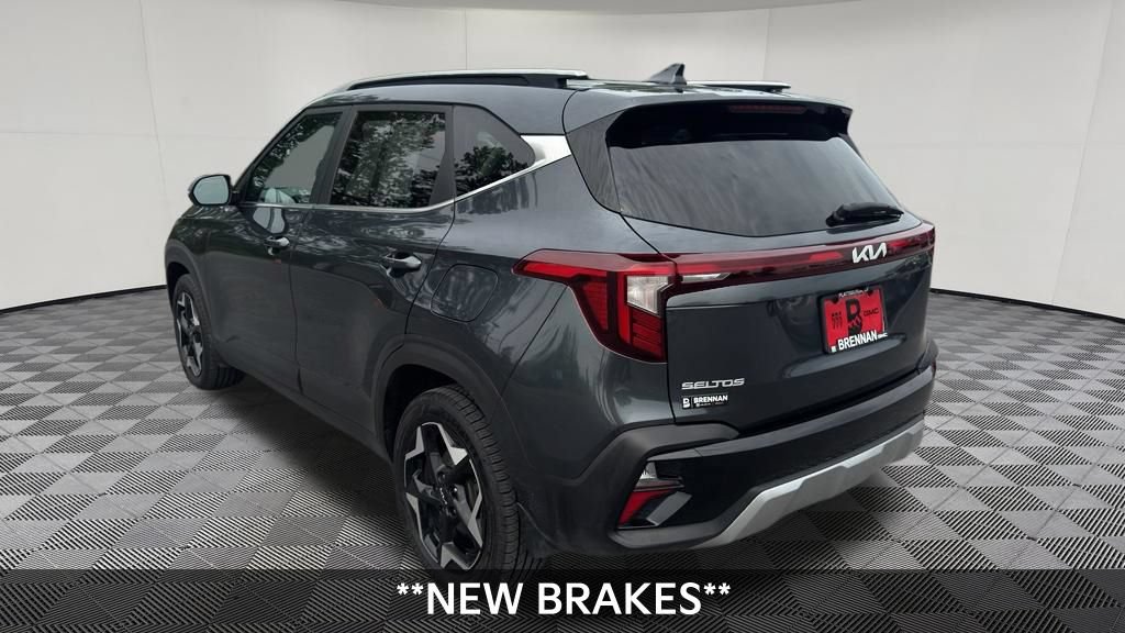 Used 2024 Kia Seltos EX AWD/4WD image 3
